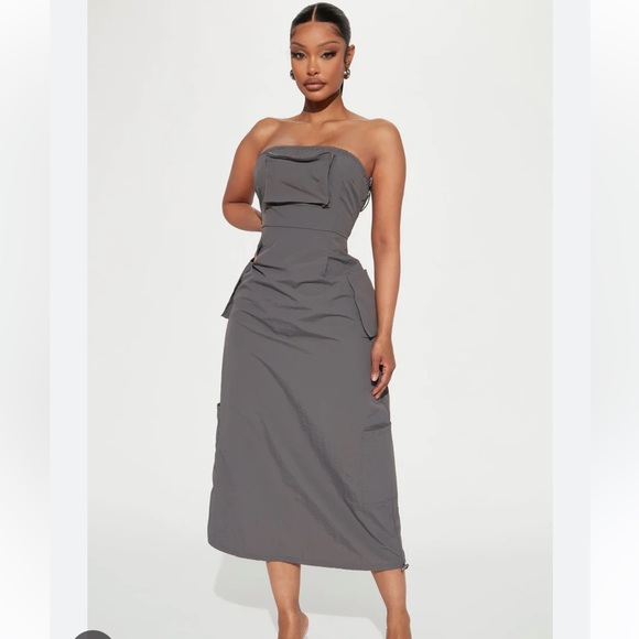 Fashion Nova Dresses & Skirts - 2⭐️ NWT Fashion Nova On The Go Cargo Midi Dress